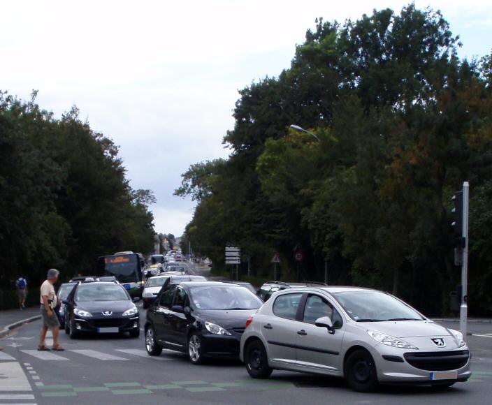 Bouchon avenue du Général Leclerc